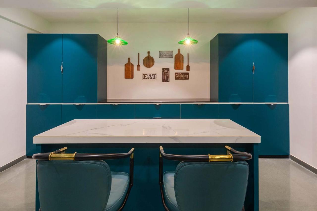 Villa Sereno By Stayvista - An Elegant And Entertaining Retreat Featuring A Swimming Pool, Outdoor Jacuzzi, Modern Interiors, And A Snooker Table Alībāg Εξωτερικό φωτογραφία