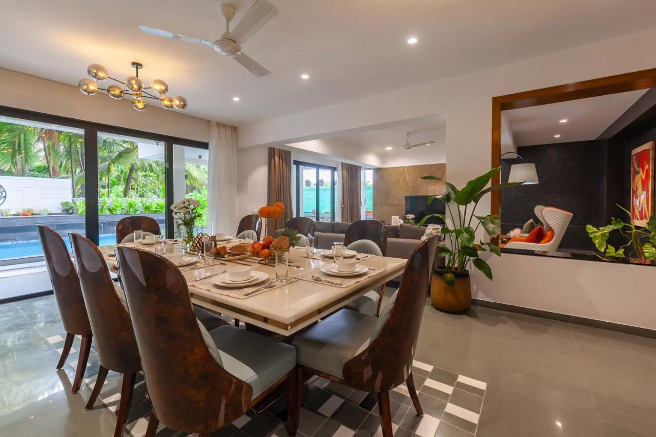 Villa Sereno By Stayvista - An Elegant And Entertaining Retreat Featuring A Swimming Pool, Outdoor Jacuzzi, Modern Interiors, And A Snooker Table Alībāg Εξωτερικό φωτογραφία