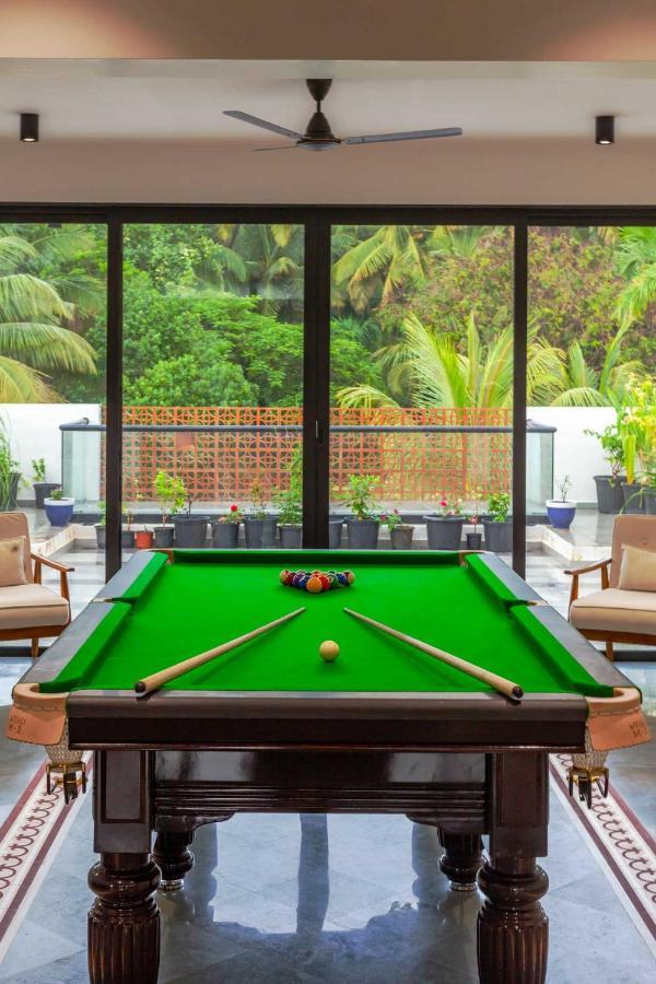 Villa Sereno By Stayvista - An Elegant And Entertaining Retreat Featuring A Swimming Pool, Outdoor Jacuzzi, Modern Interiors, And A Snooker Table Alībāg Εξωτερικό φωτογραφία