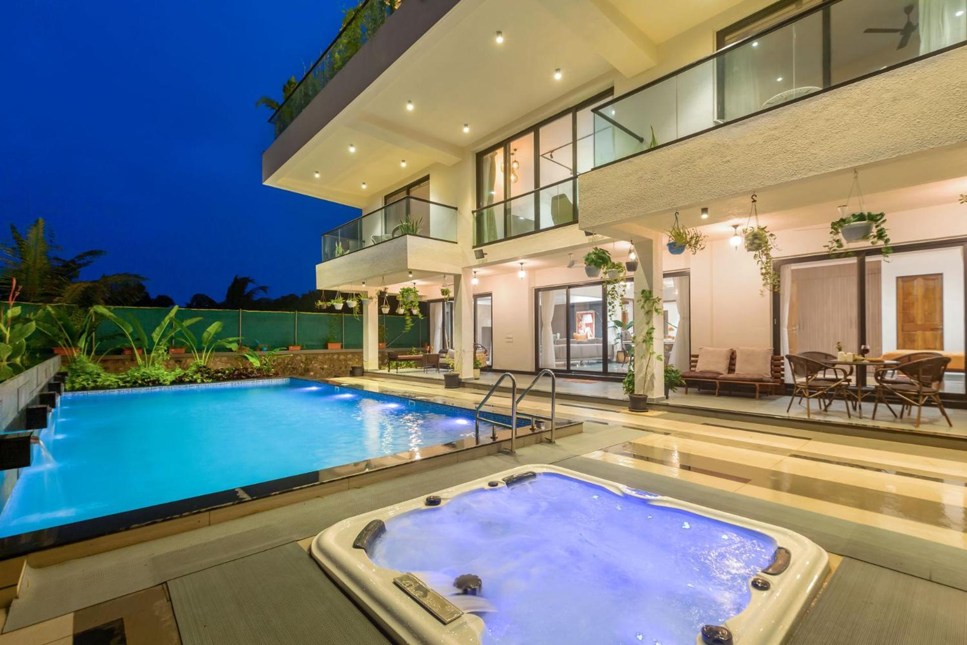 Villa Sereno By Stayvista - An Elegant And Entertaining Retreat Featuring A Swimming Pool, Outdoor Jacuzzi, Modern Interiors, And A Snooker Table Alībāg Εξωτερικό φωτογραφία